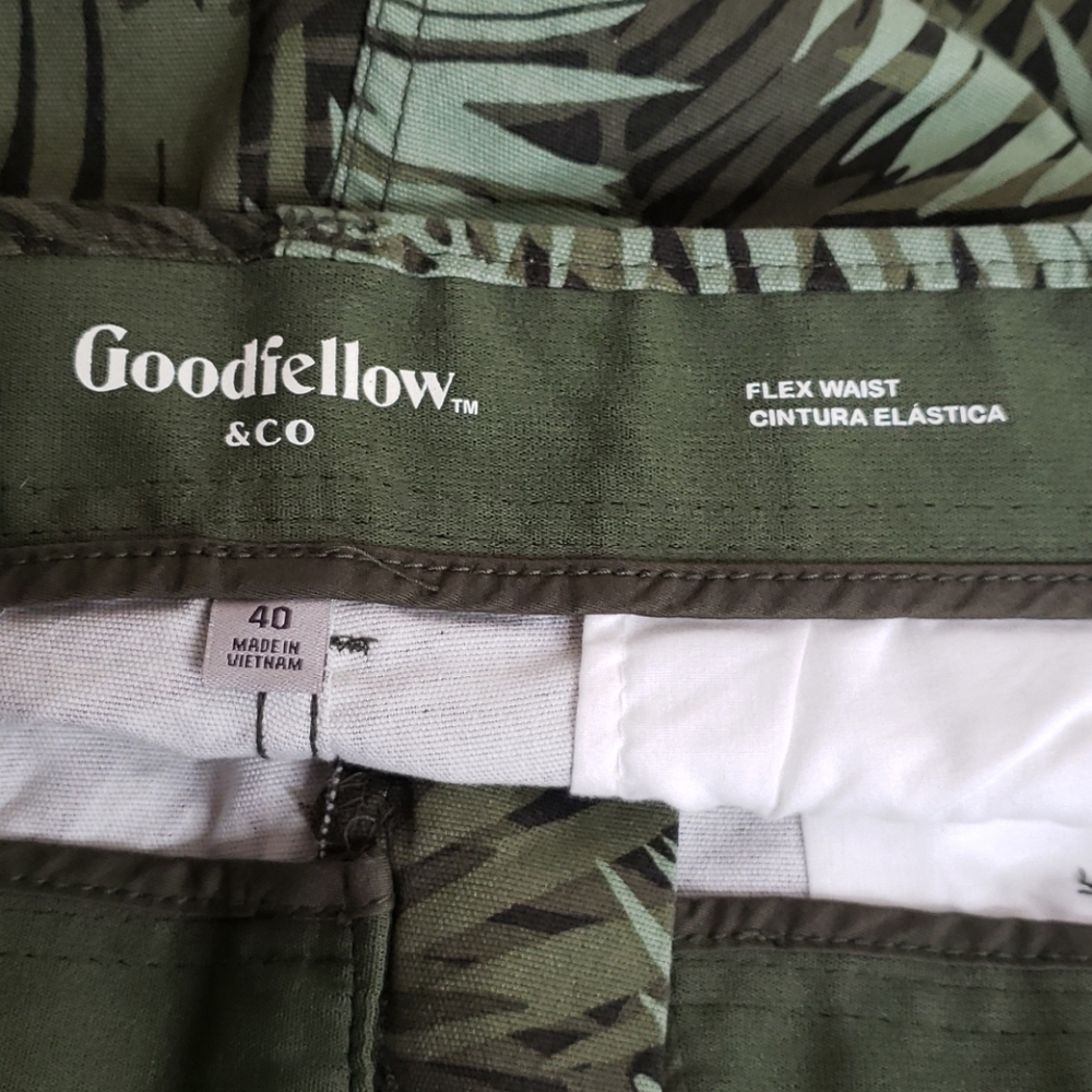 Goodfellow & Co Utility Cargo Shorts Men's 40 Waist Green Ferns Print NWT - Picture 3 of 10
